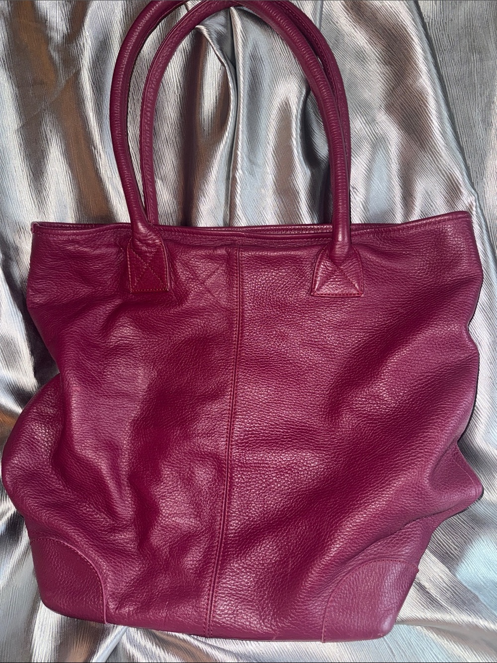 Crate&Barrel Leather Tote Bag in Deep Magenta Berry plum color
